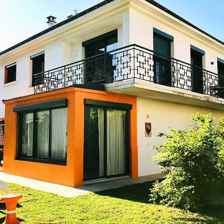 La Maison Pop Appartement Meuble Independant Avec Jardin โรม็อง-ซูร์-อีแซร์ ภายนอก รูปภาพ